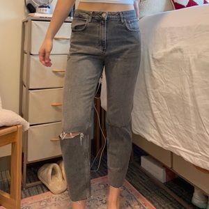 Zara High Rise Ripped-Knee Charcoal Grey Straight Leg Jeans - Size 8